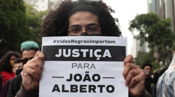 Manifestações contra o racismo em Porto alegre após o assinado de João Alberto, no Carrefour